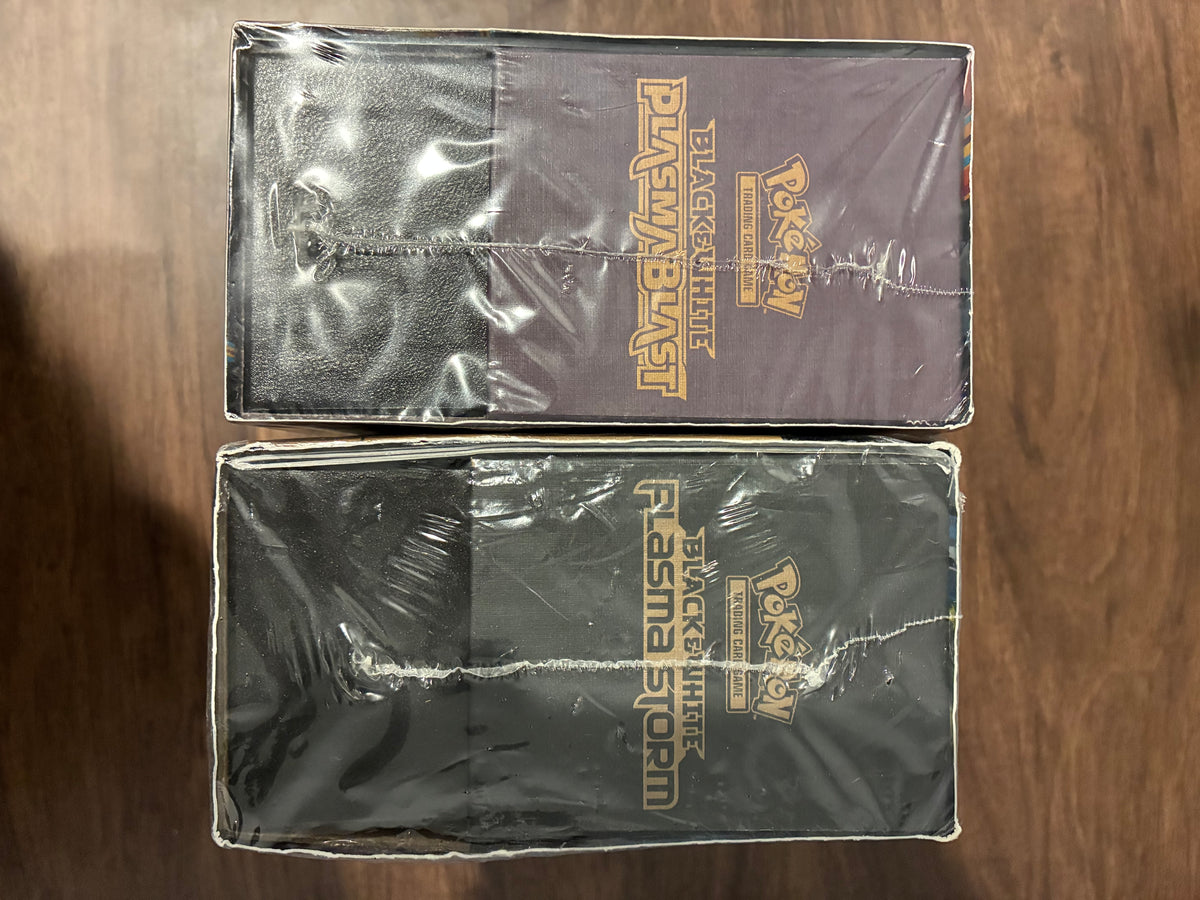 Pokemon: Black & White Plasma Blast Elite Trainer Box Set of 2 - SEALED w/ Box Damage