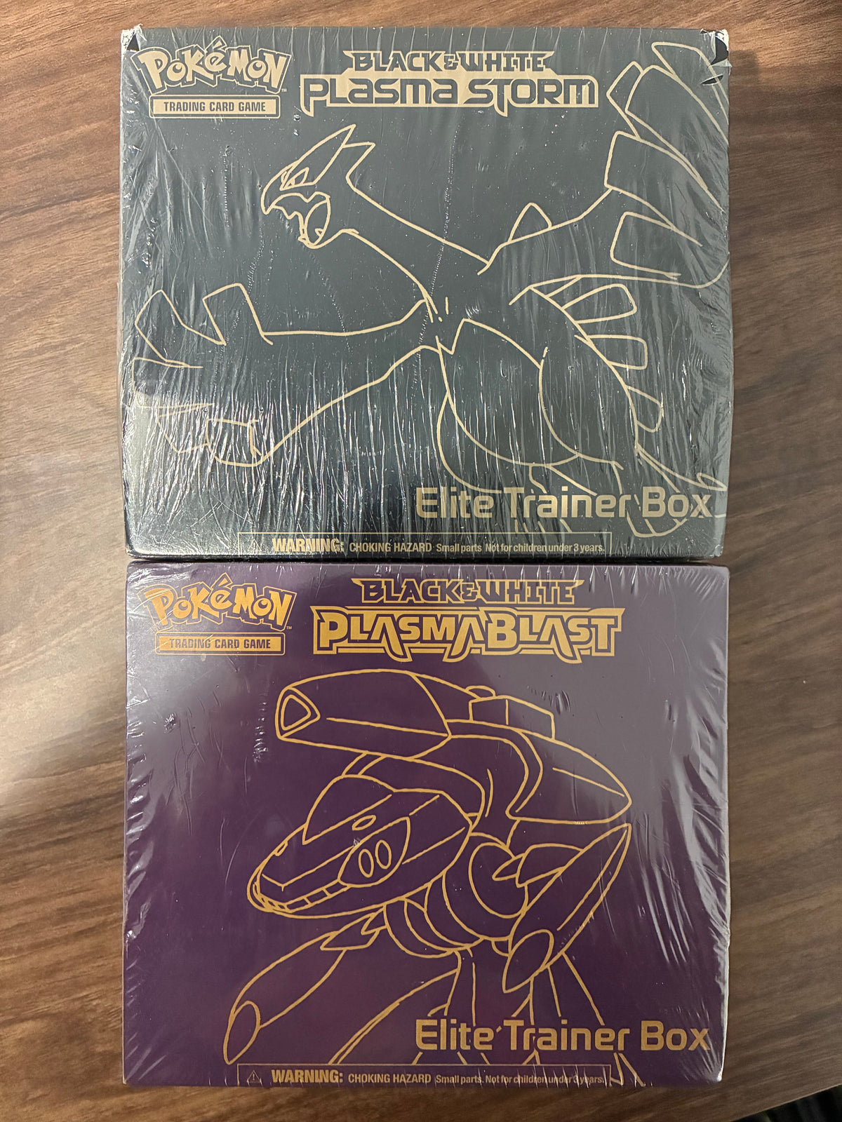 Pokemon: Black & White Plasma Blast Elite Trainer Box Set of 2 - SEALED w/ Box Damage