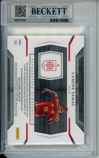 Sports Graded: Lamine Yamal #23 Panini Noir Autograph (2024-25) Color Beckett 8