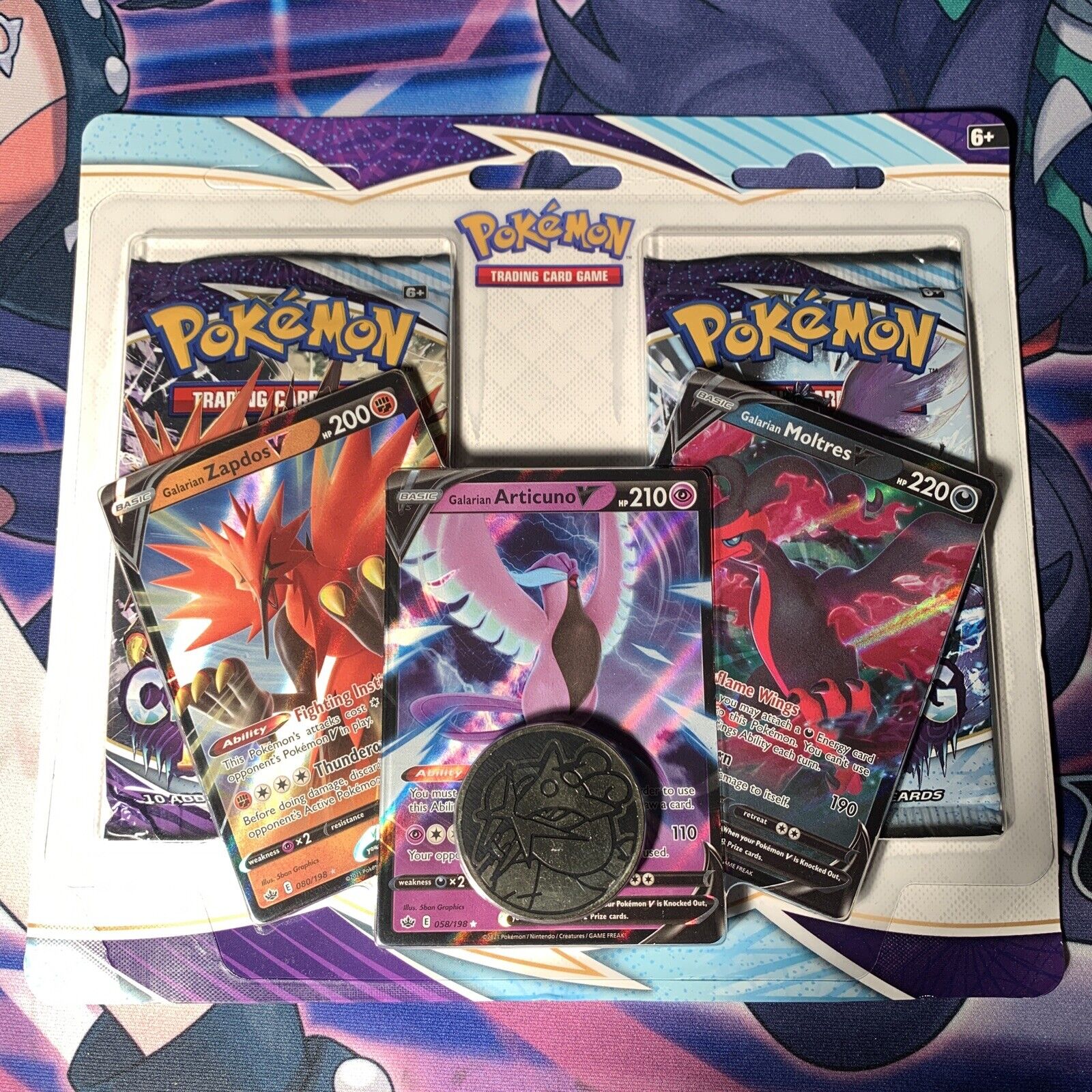 Pokemon: Pokemon Center Chilling Reign Error Legendary Bird Trio 3